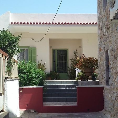 Danesi House Apartment Leonidio Ngoại thất bức ảnh